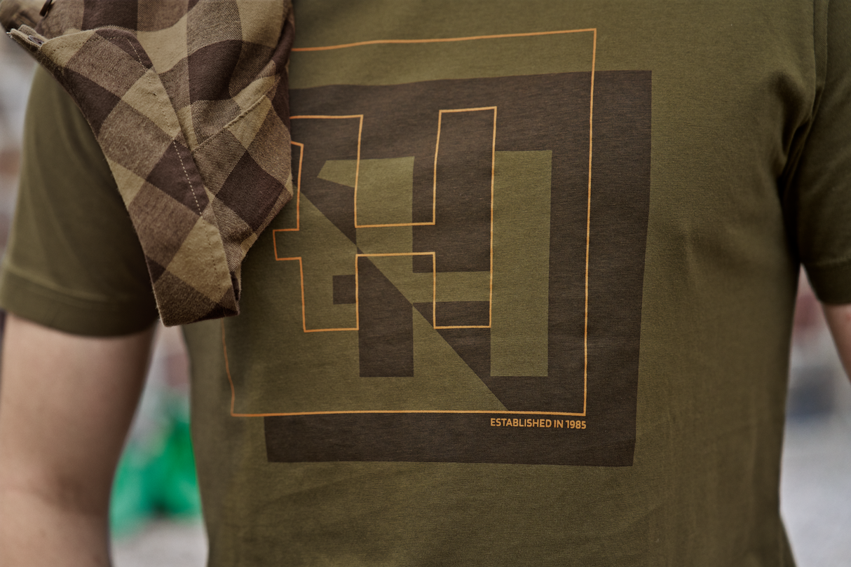 H-logo S/S T-skjorte - Dark Olive – Härkila