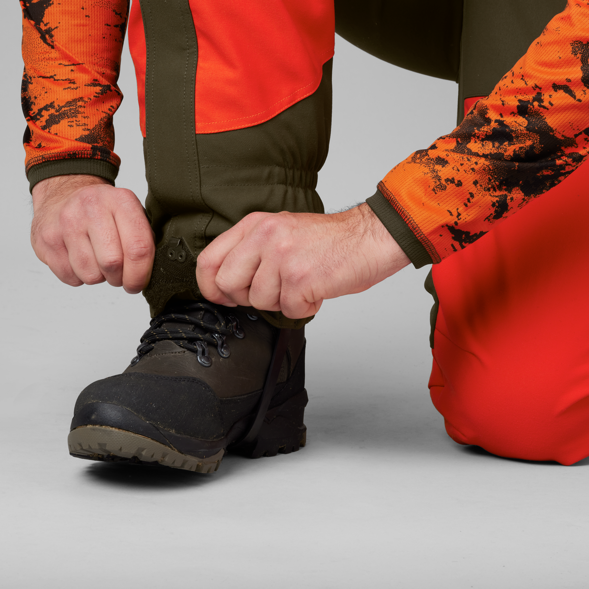 Wildboar Pro - Gamasje Orange Blaze/Willow Green – Härkila