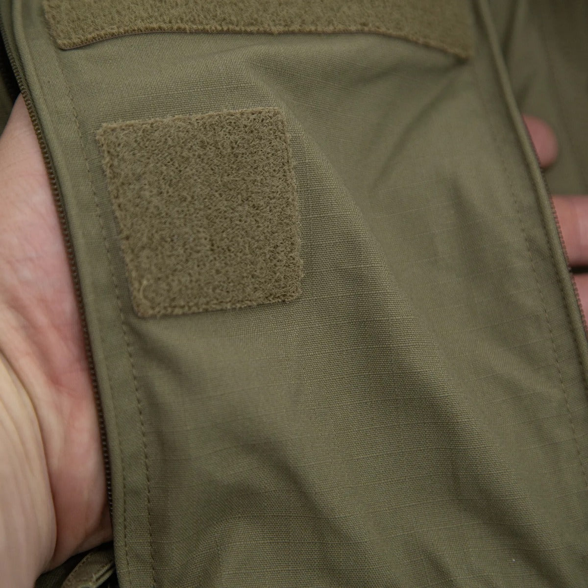 CCJ Combat-jakke – Carinthia – Olive – Carinthia