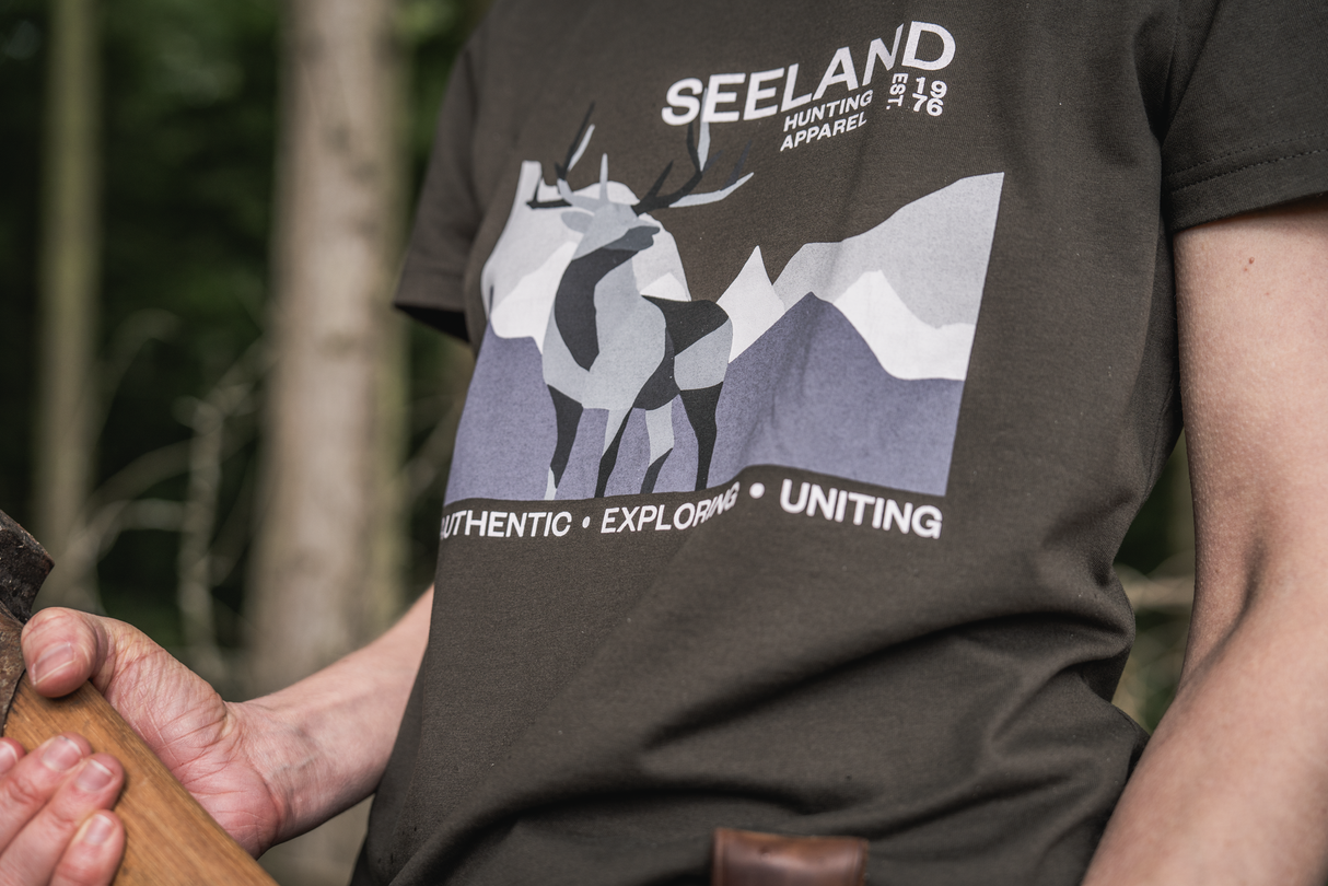 Sadie T-skjorte Pine Green – Seeland
