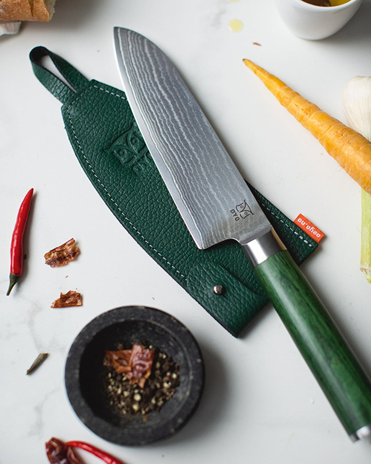 Skarvet Smaragd Santoku – Øyo