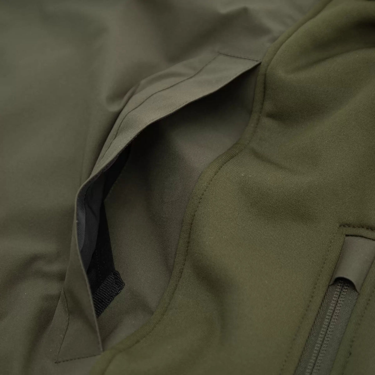 G-LOFT Ultra Hoodie – Carinthia – Olive – Carinthia