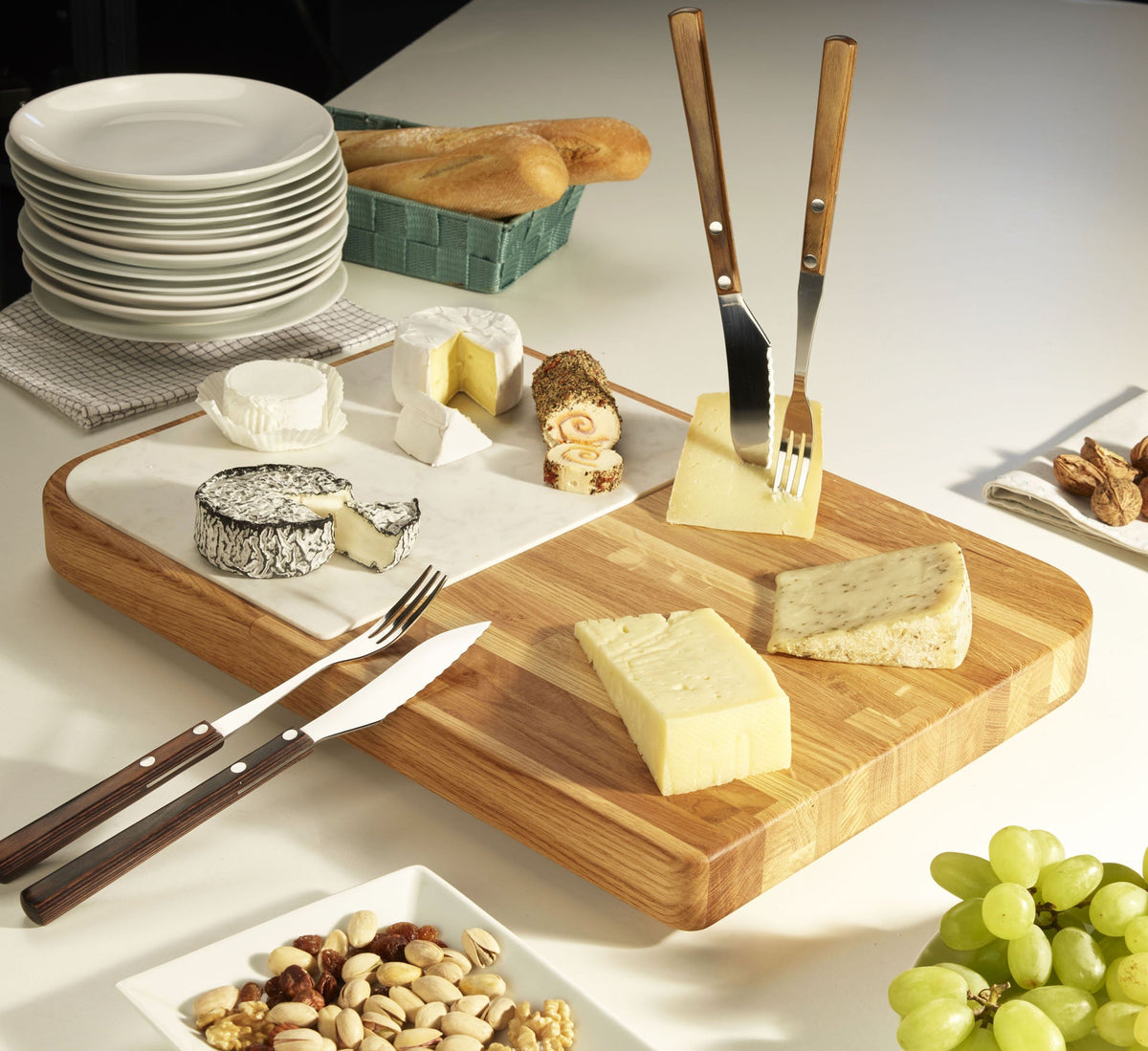 GRAND CHEESE PLACE Oste- og skjærebrett 500X340X40 mm – Legnoart