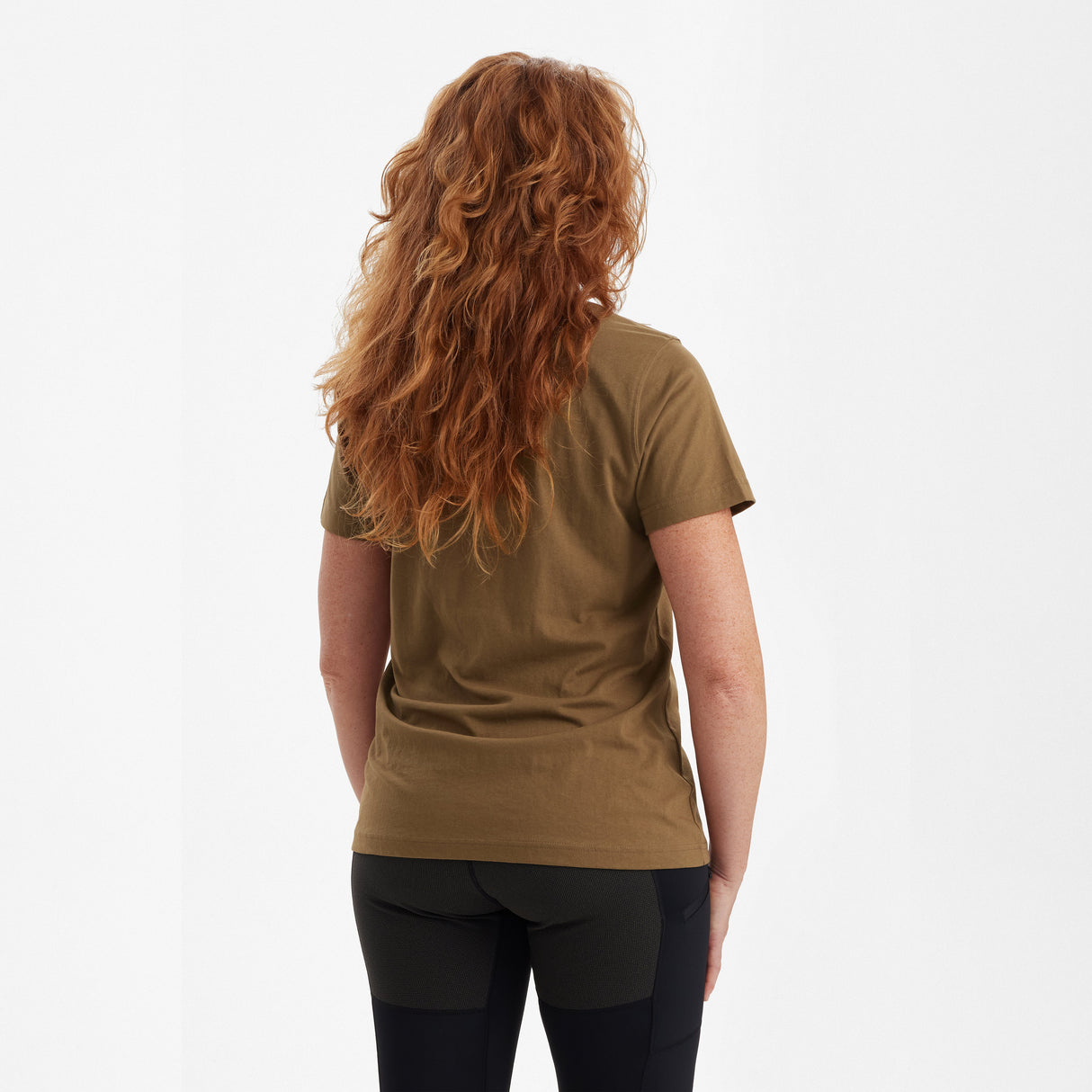 Dame T-skjorte med logo Butternut – Deerhunter