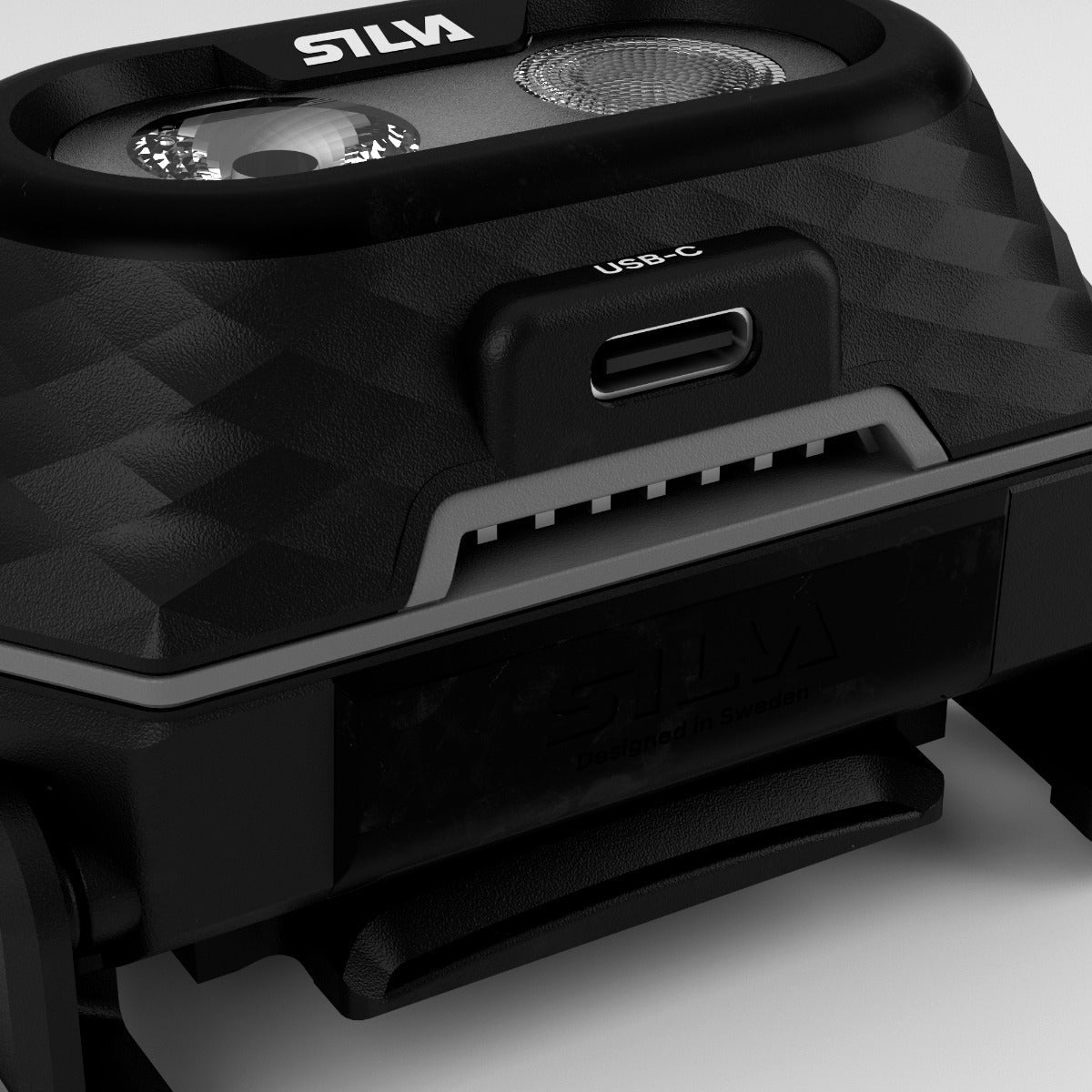 Explore 5 Black – Silva