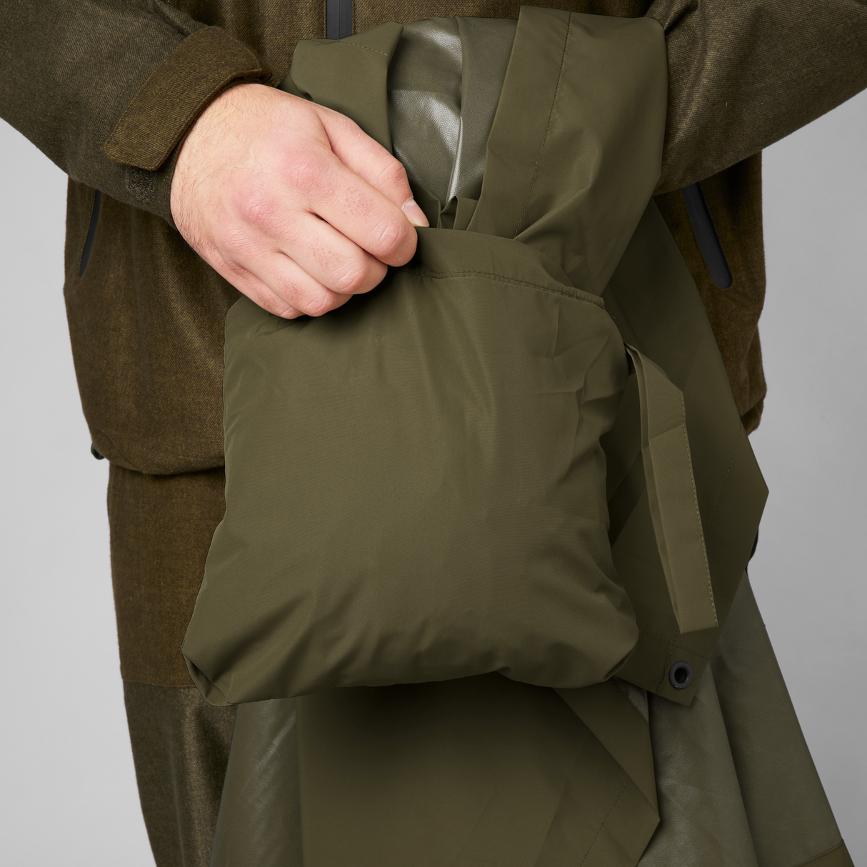 Taxus Regnponcho Pine Green – Seeland