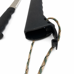 Økse med kniv i skjefte