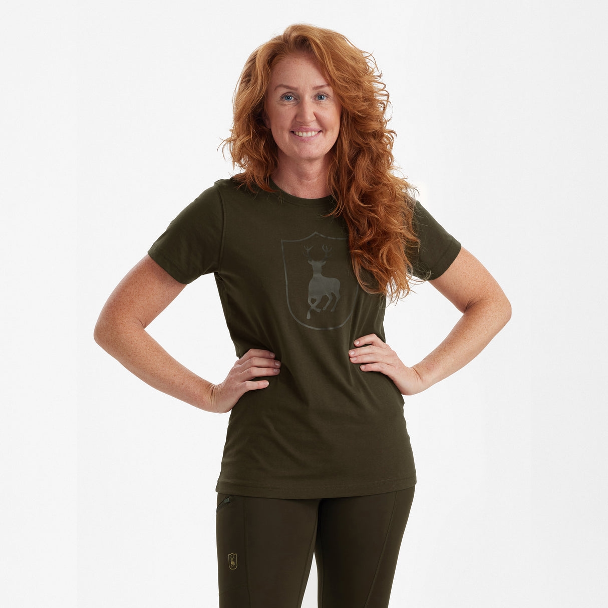 Lady T-skjorte med logo Fallen Leaf – Deerhunter