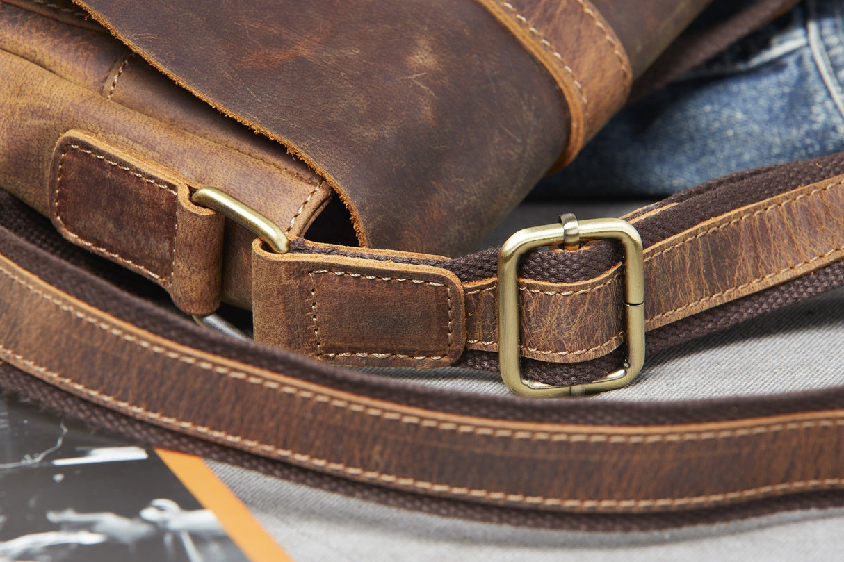 Hunter - Crossbody