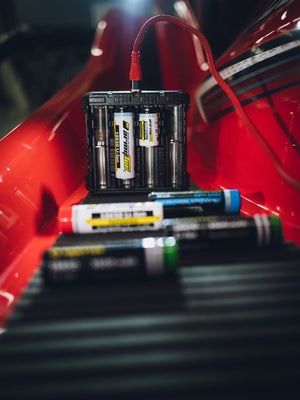 Handy C4 Pro lader / 4 kanaler / LED-indikasjon / Inngang 5V USB 3.1 Type-C / Utgang 4x1A / Powerbank 2x2.5A / for IMR/Li-Ion, Ni-MH, Ni-Cd – Armytek