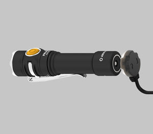 Prime C2 Pro Magnet USB – Hvit / 2400 lm / TIR 70°:120° / 1x18650 (inkl.) – Armytek