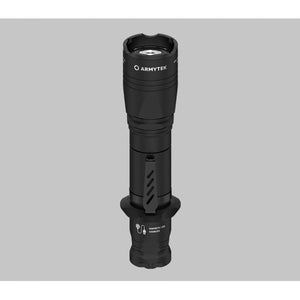 Armytek Dobermann Pro Magnet USB – Hvit – 1500 lm – 6°:40° – Armytek