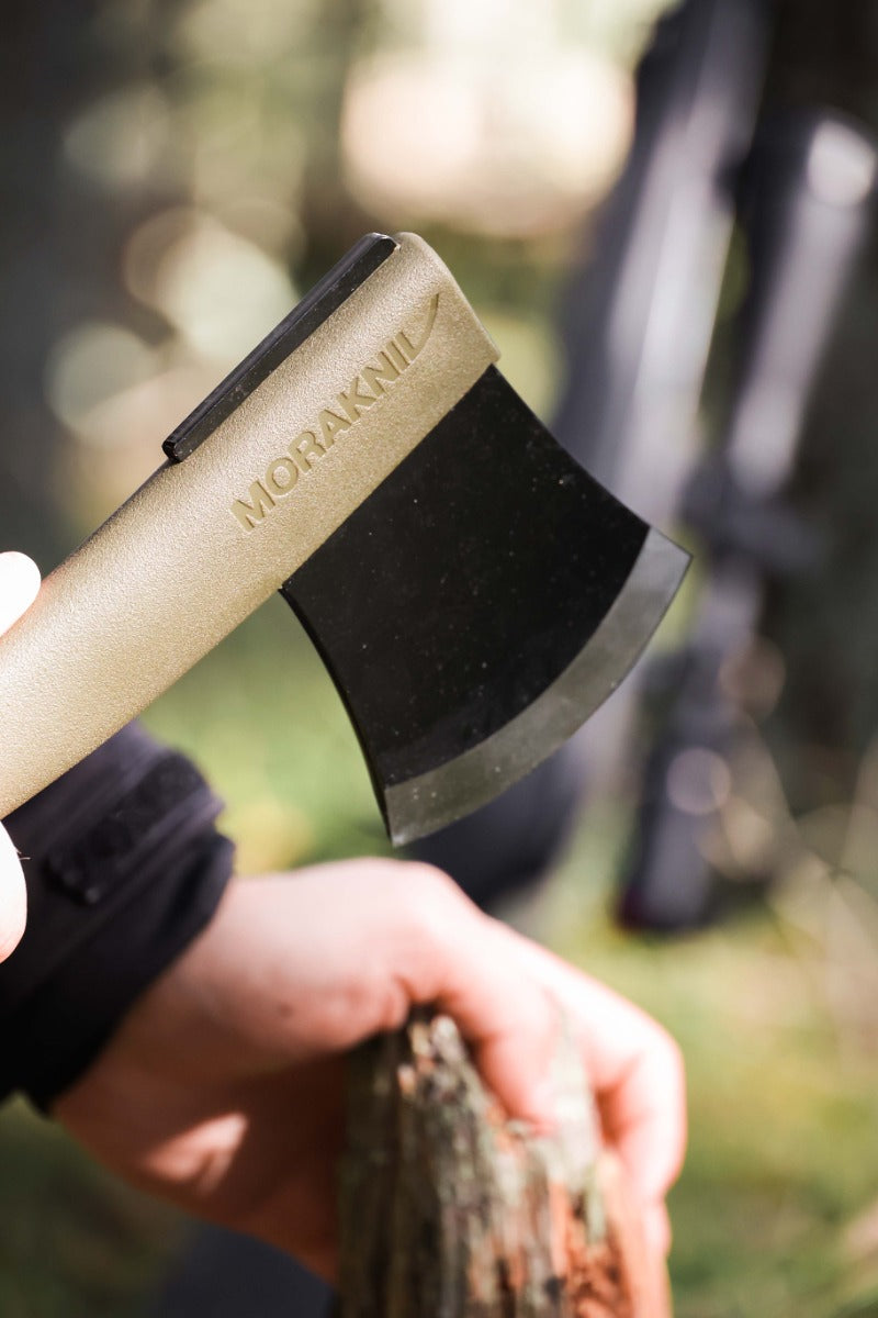 Lett Øks (B) Military Green – Morakniv